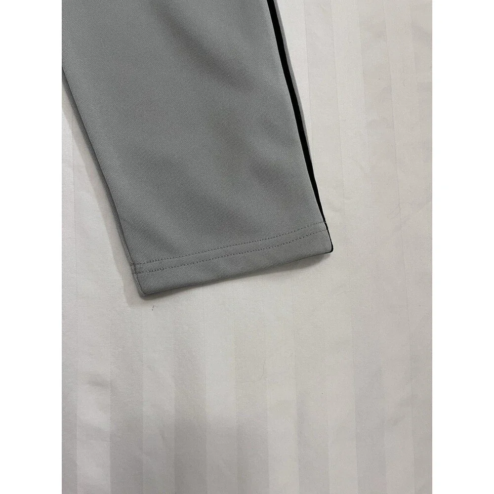 NEW Under Armour Men’s Utility Pants Relaxed Fit Gray Piped Baseball Size Small